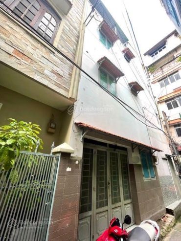 Bán nhà Đường Nguyễn Chí Thanh p3 q10 4 tầng ngang 4m chỉ nhỉnh 3 tỷ xx .