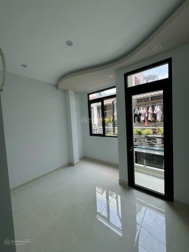 Bán nhà riêng hẻm đường Dương Bá Trạc 28m2 giá chỉ 3 tỷ 400.