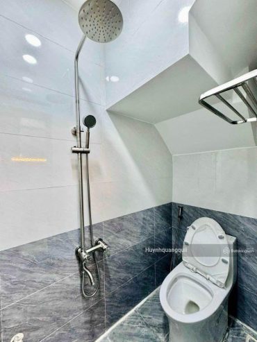 Nhà mới đường Nhật Tảo, Q10, cho thuê 15tr, nay 45m2, SHR, 1 trệt 1 lầu