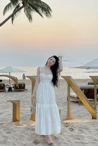 Siêu phẩm e về , hàng hịn cho mùa hè rực rỡ! Mạnh dạn nhập sl về phục vụ chị em , nghe nói bên trung