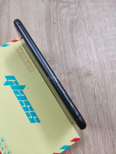 IPhone 11 QT 128G zin đẹp