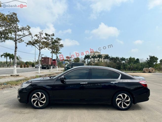 Xe Honda Accord 2.4 AT 2018 – 650 Triệu