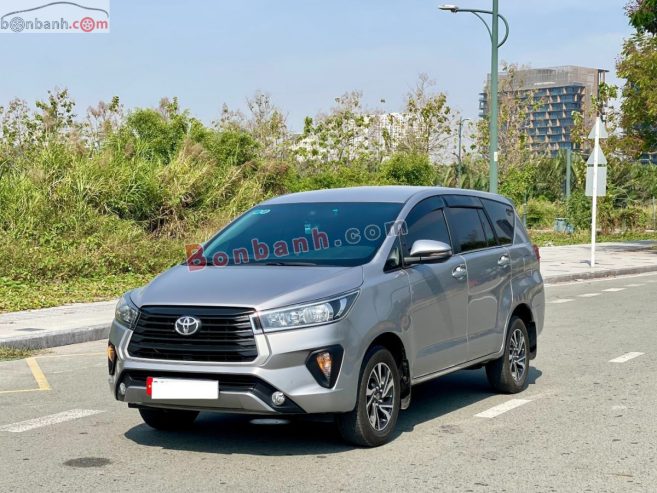 Xe Toyota Innova E 2.0 MT 2022 – 679 Triệu