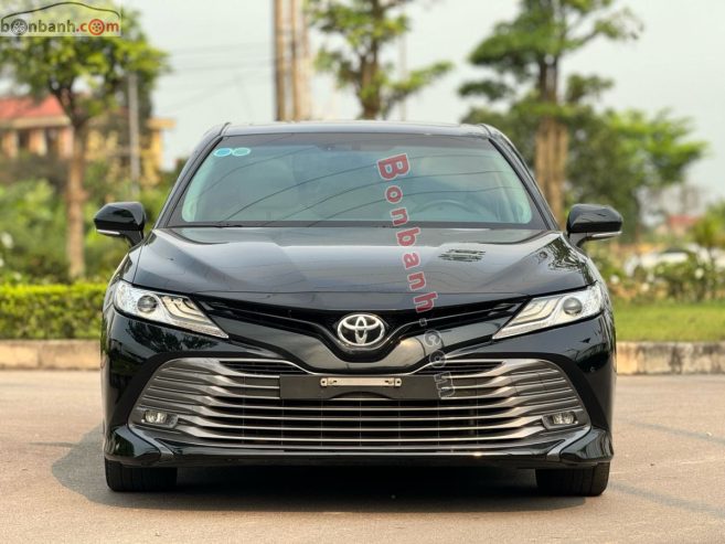 Xe Toyota Camry 2.5Q 2019 – 898 Triệu