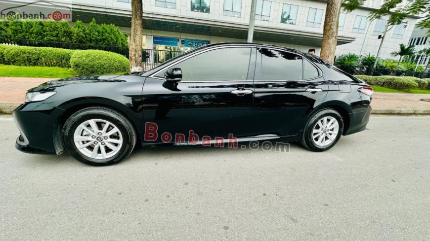 Xe Toyota Camry 2.0G 2021 – 885 Triệu