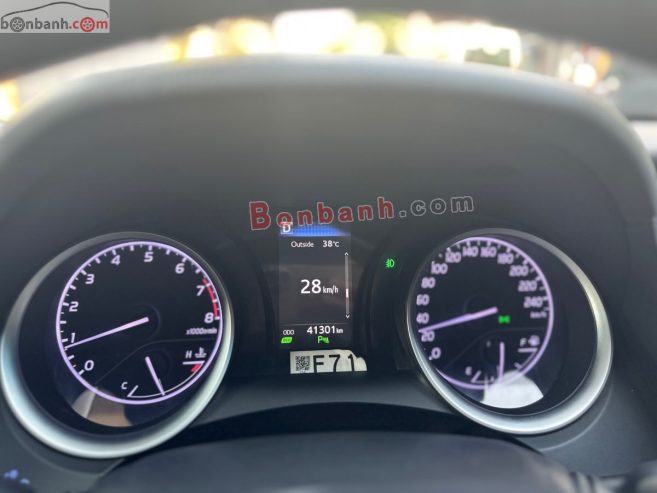 Xe Toyota Camry 2.0G 2020 – 839 Triệu