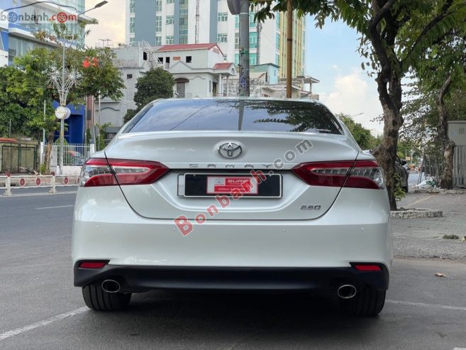 Xe Toyota Camry 2.5Q 2020 – 920 Triệu